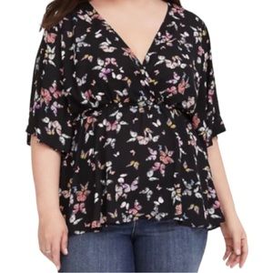 Torrid Women's sheer butterfly print short sleeve blouse, Sz 2X